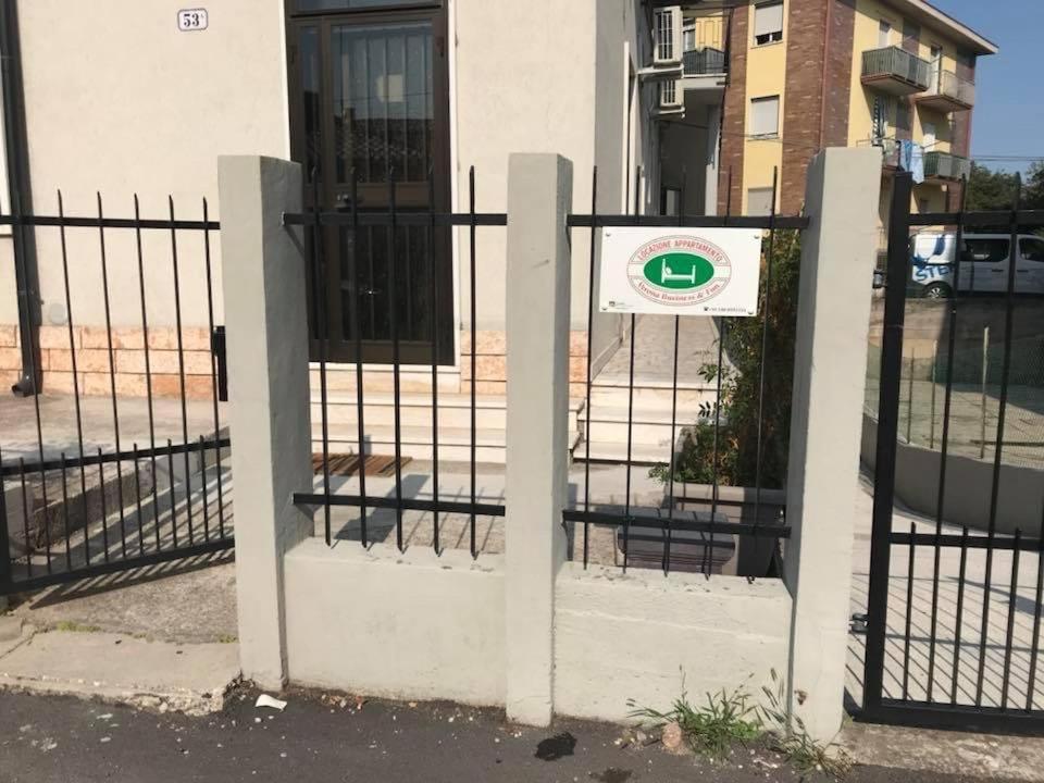 Appartamento Affitti Brevi Verona Colors/G.B. Rossi Friendly Εξωτερικό φωτογραφία